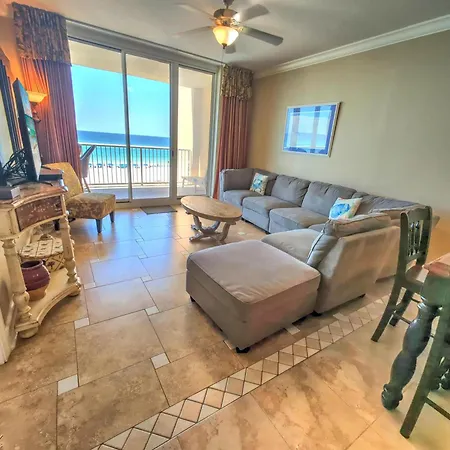 Azure #414-Beachfront Premium Amenities-Sleeps 10!